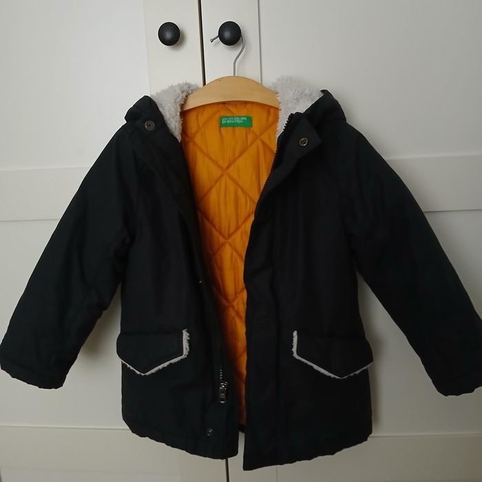 Kurka zimowa z kapturem, United Colors of Benetton, rozm. 100 cm