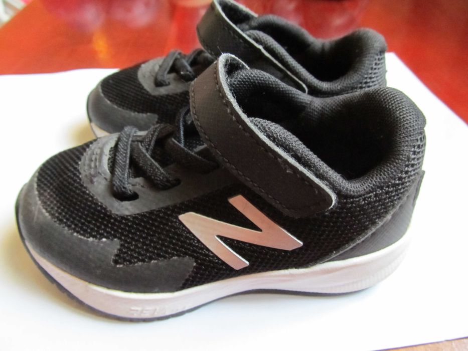 Дитячі кросівки NIKE New Balance
