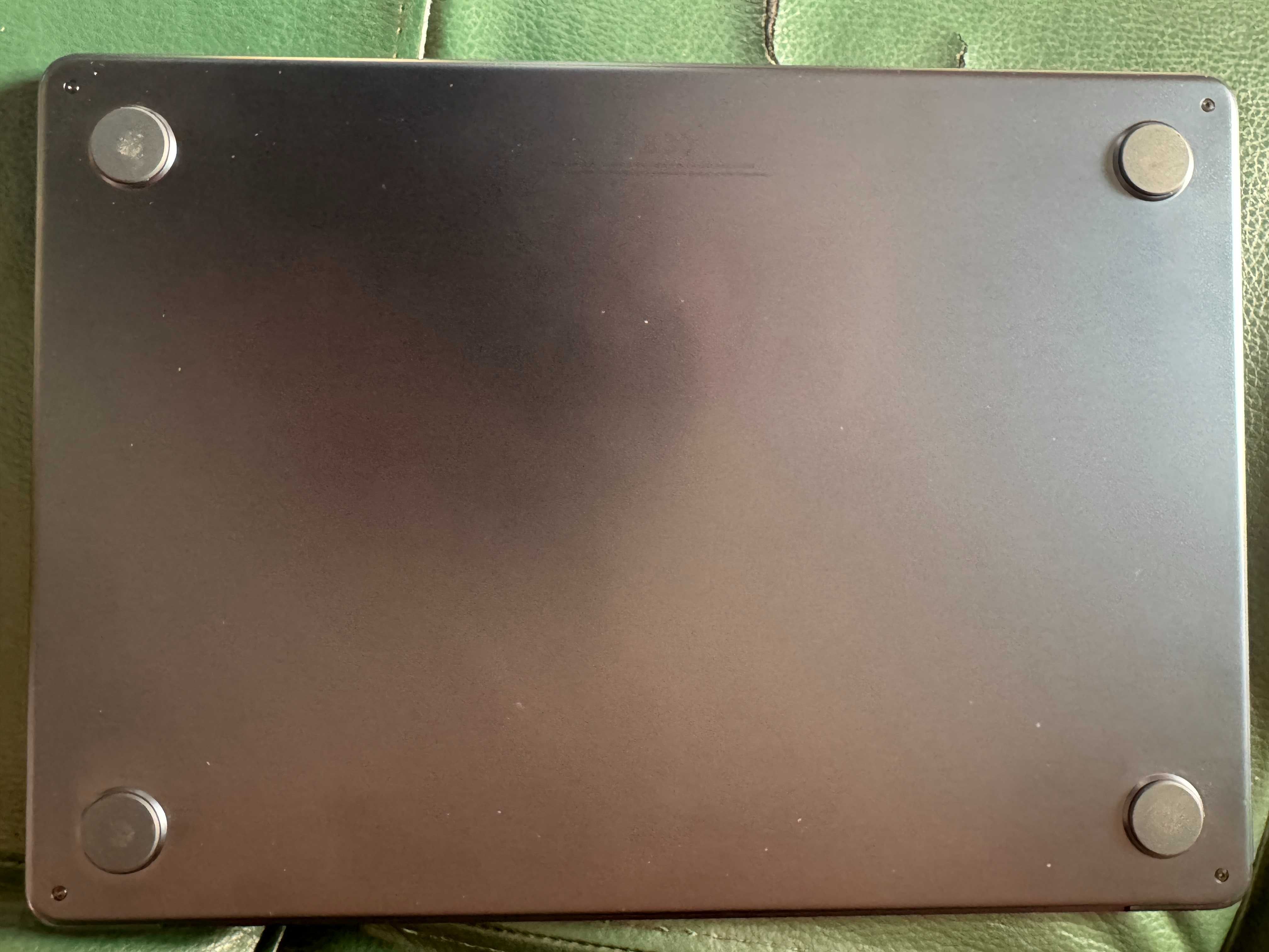 MacBook Air M2, 2022 8GB, 512GB, 13,6” A2681  98% АКБ
