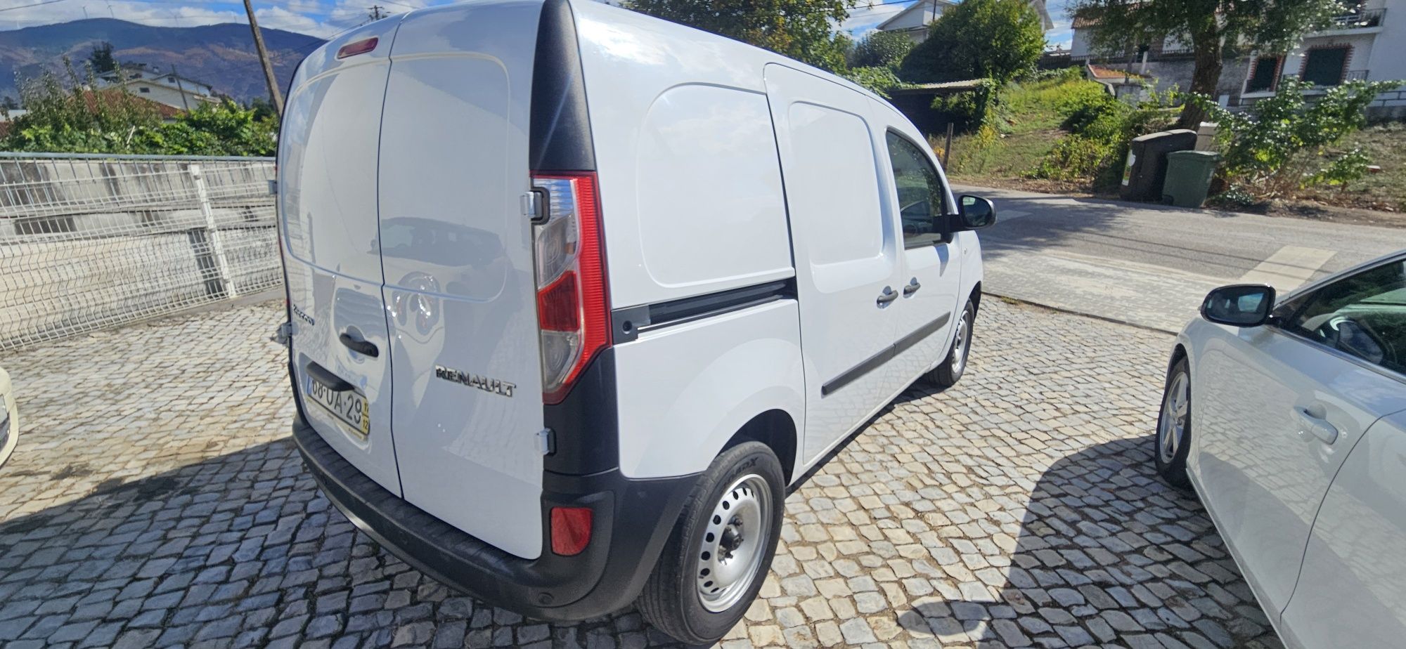 Renault kangoo 1.5 dci 140€/mês