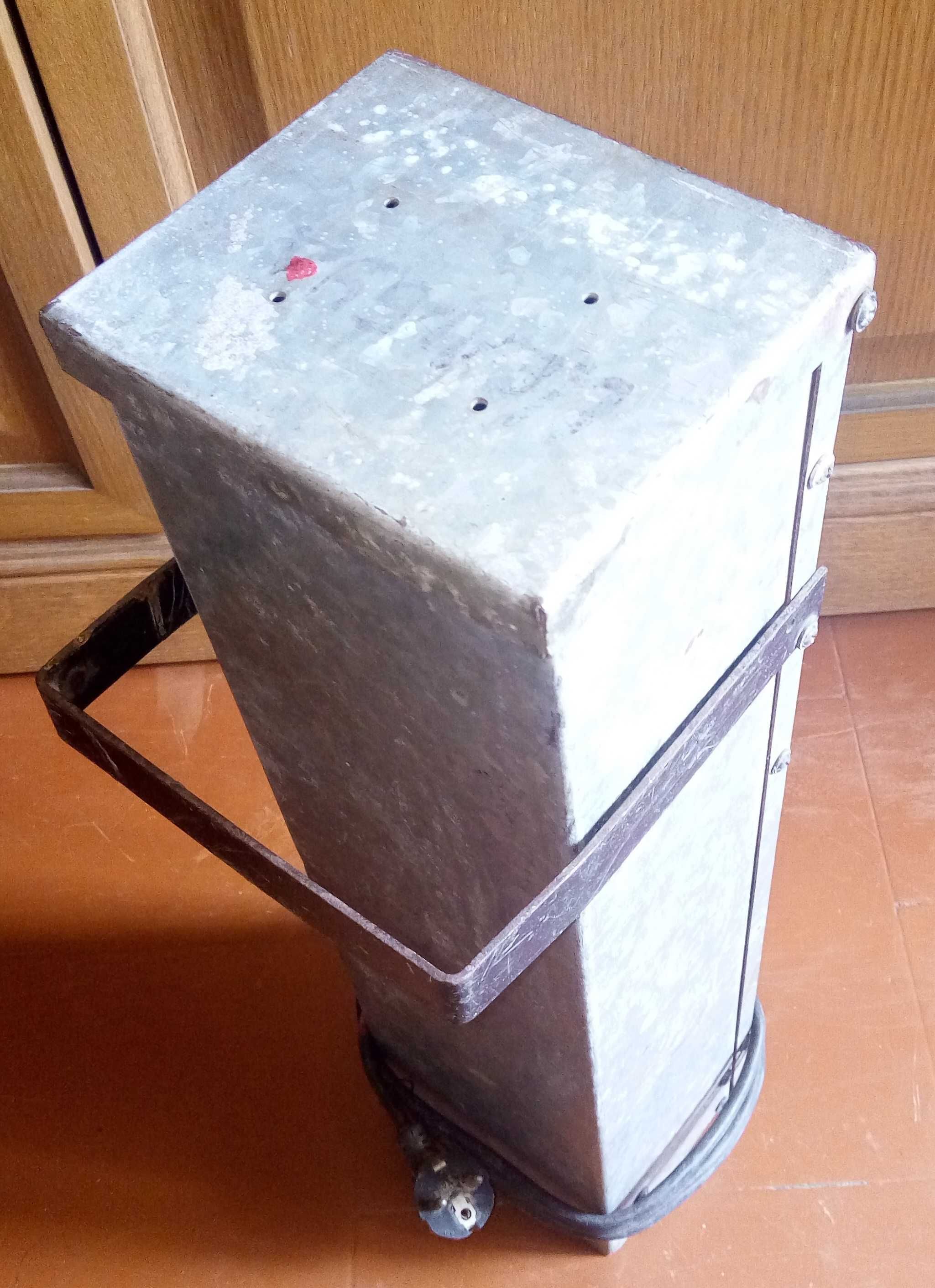 Электрический пенал для сушки сварочных электродов печь