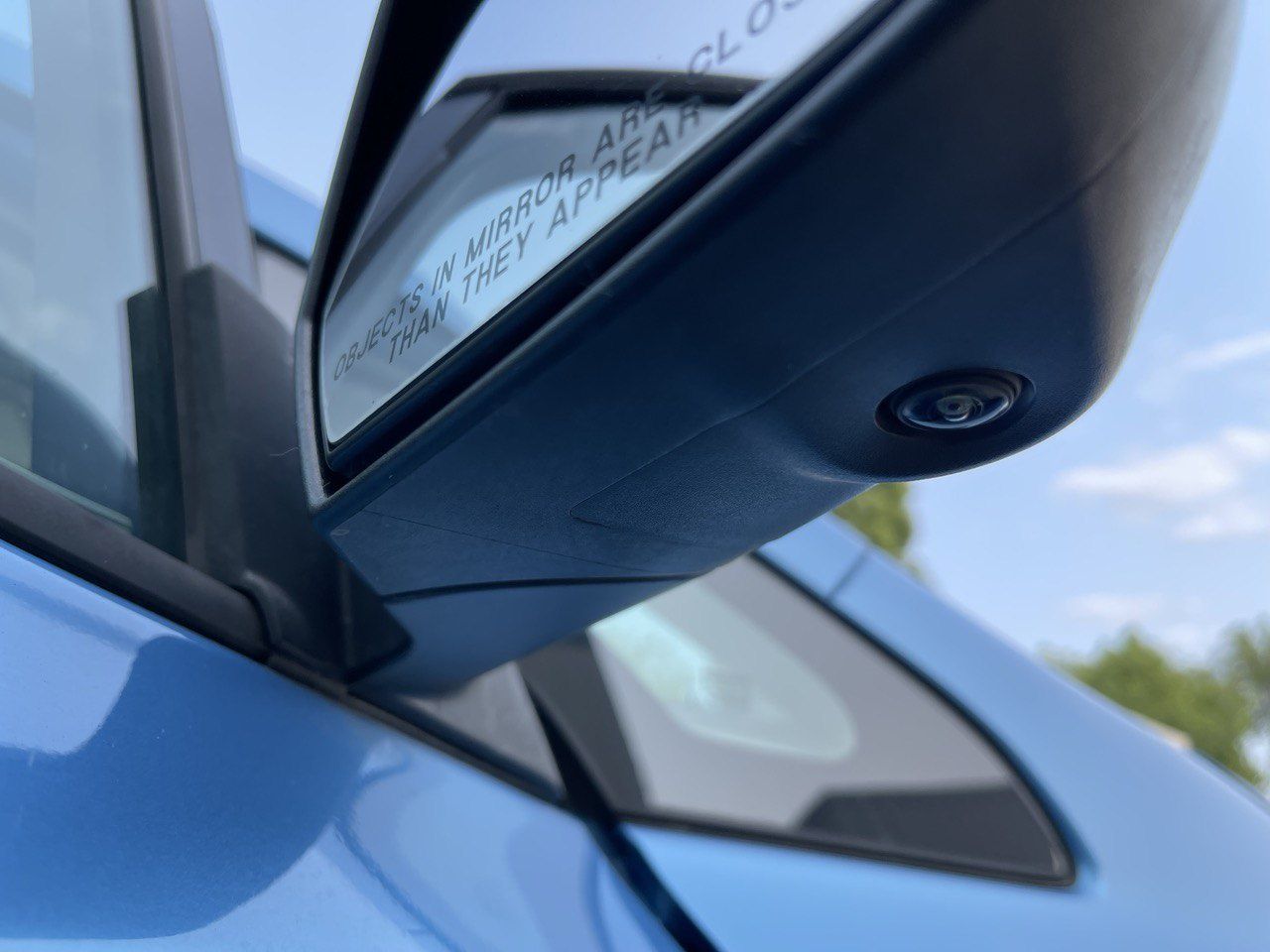 Продам Nissan Leaf