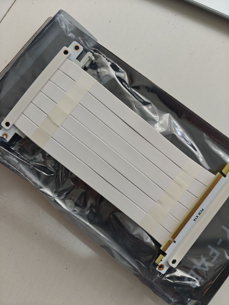 Przedłużacz karty graficznej PCIE X16 B131