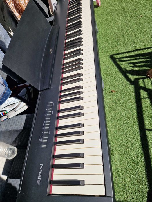 Vendo piano digital