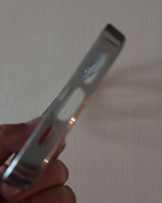 Чохол для iPhone 13