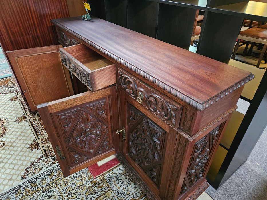 Móvel antigo em madeira - Óptimo estado geral