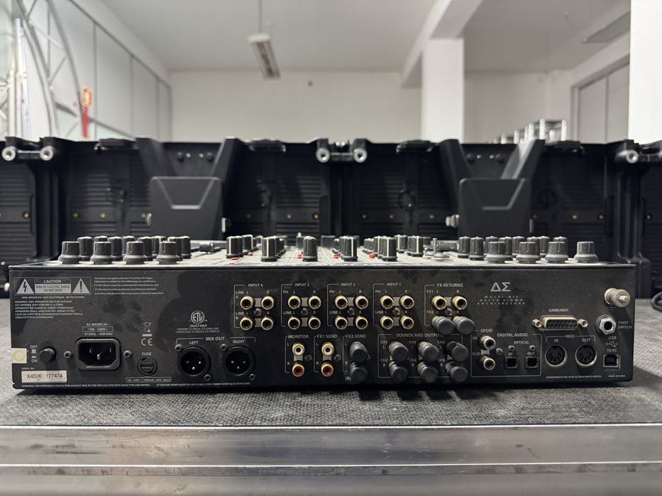 Allen & Heath Xone:4D