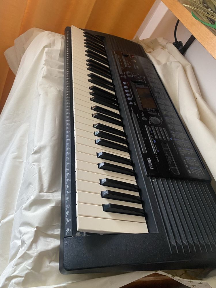 Yamaha PSR 320 sprzedam