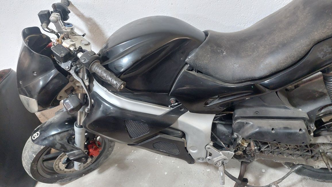 Gilera dna 50 scooter