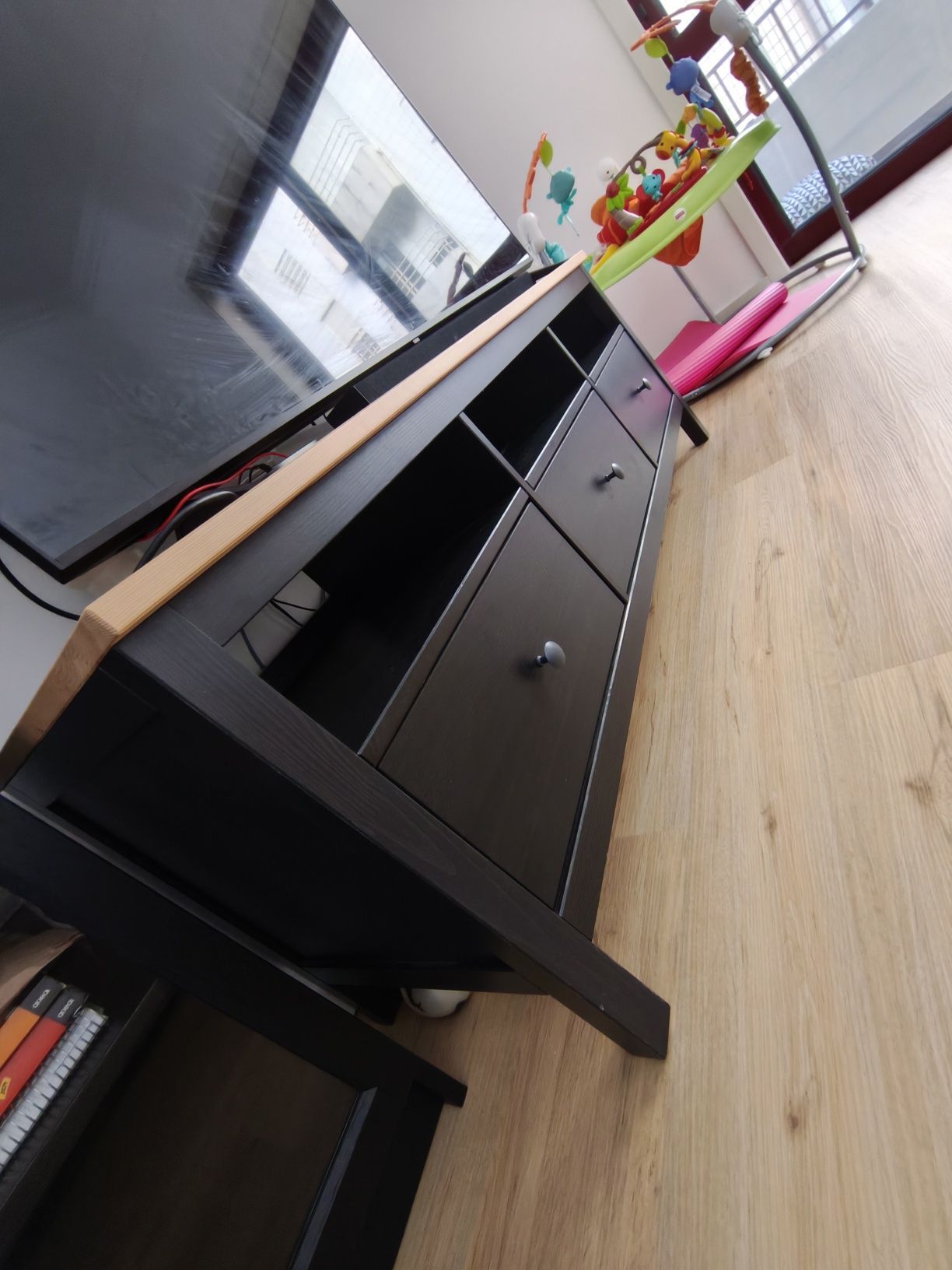 Móvel para TV HEMNES