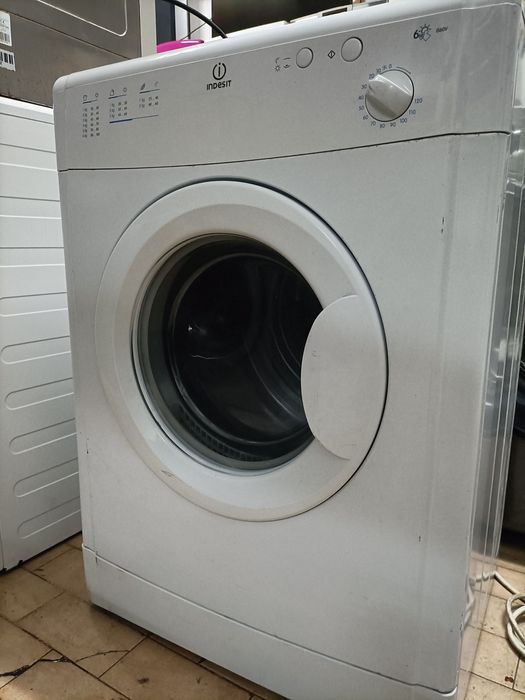 Máquina de secar roupa