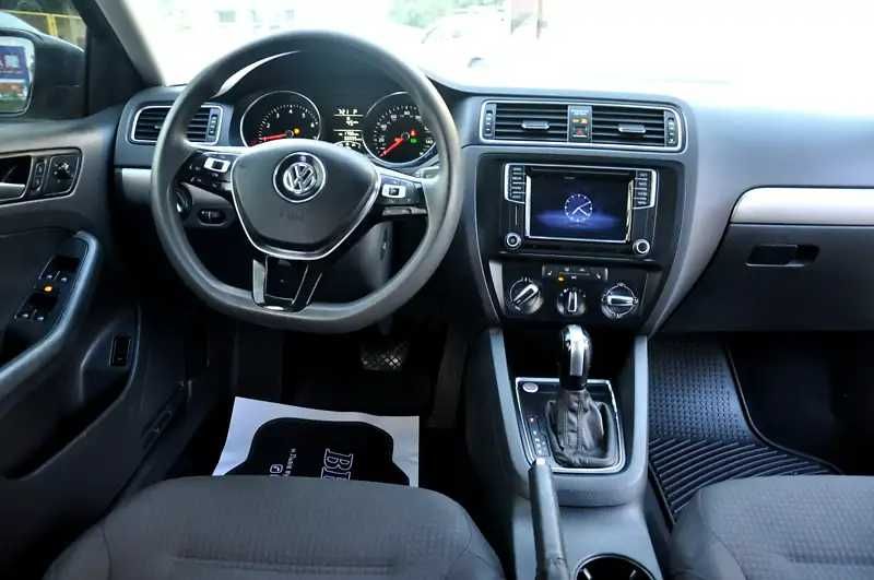 Авто під викуп Volkswagen Jetta 2016