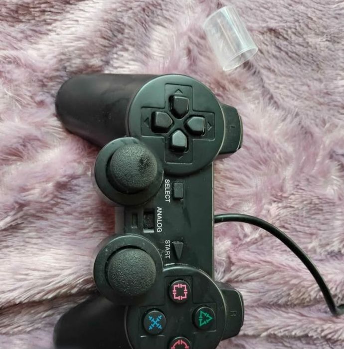 Playstation 2, cartão de memória e jogos