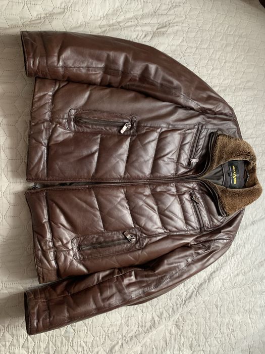 Чоловіча зимова куртка шкіряна