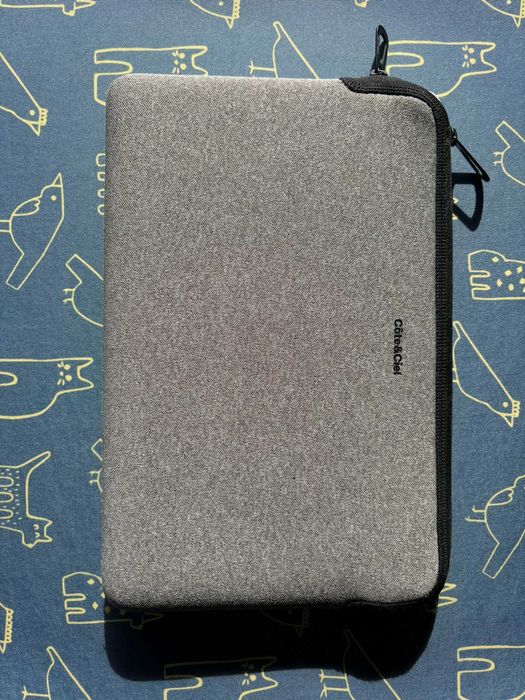 Macbook Air Retina 11" | 4gb ram | 128 ssd | Early 2015