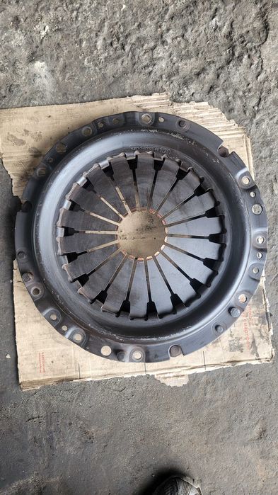 Корзина зчеплення ГАЗ 3309 б/у.