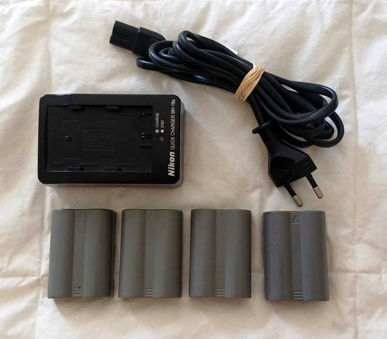 Nikon+D90+%2B+acess%C3%B3rios+-+muita+coisa+j%C3%A1+VENDIDA++**+IMPERD%C3%8DVEL+**64284347322627124