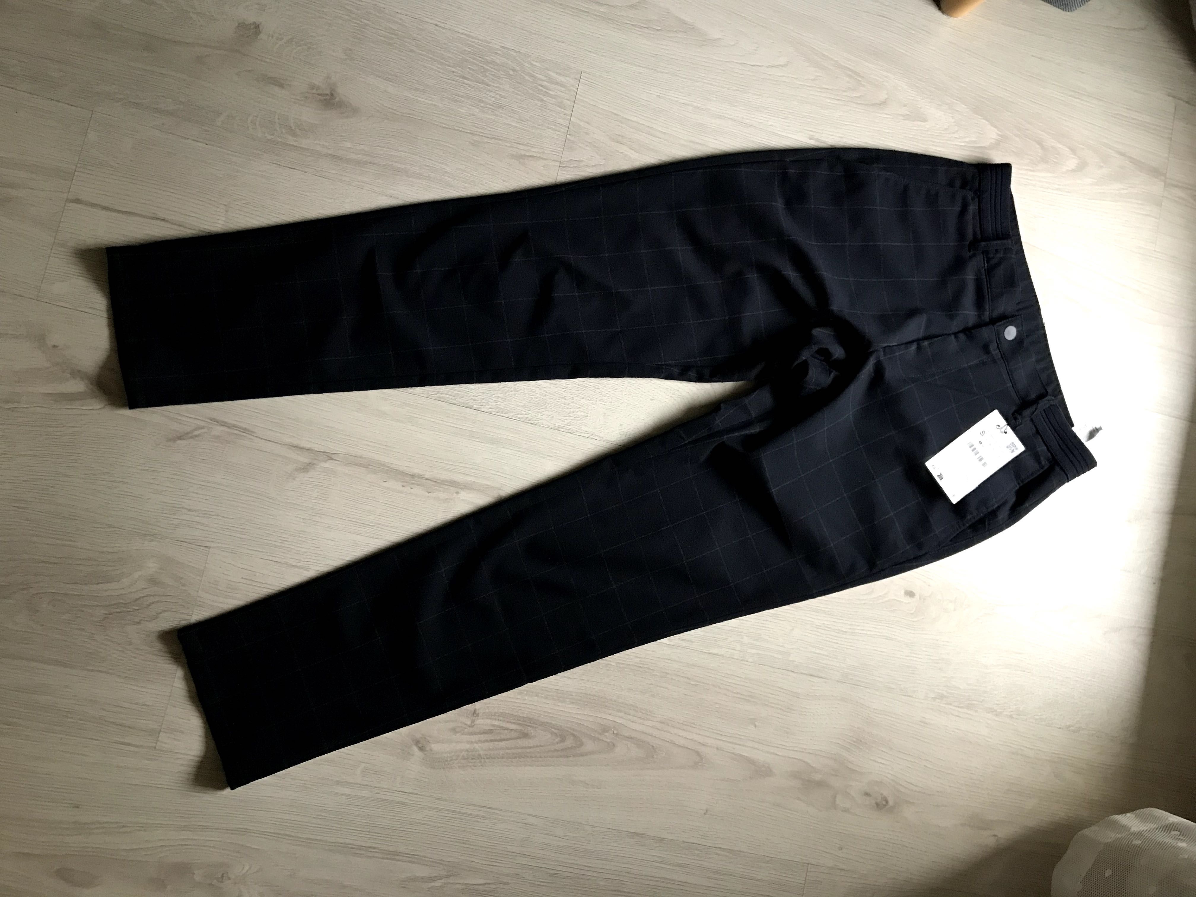 Bluza młodzieżowa Quiksilver z kapturem r.S