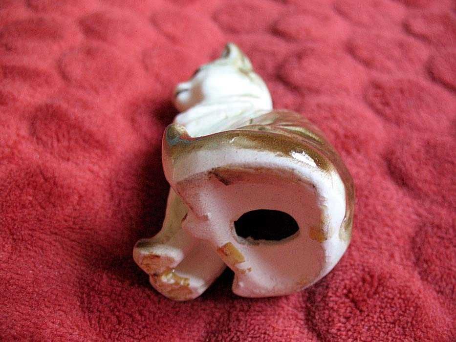 Kot - figurka - mały uroczy kotek - 9 x 5,5 x 5 cm Porcelana