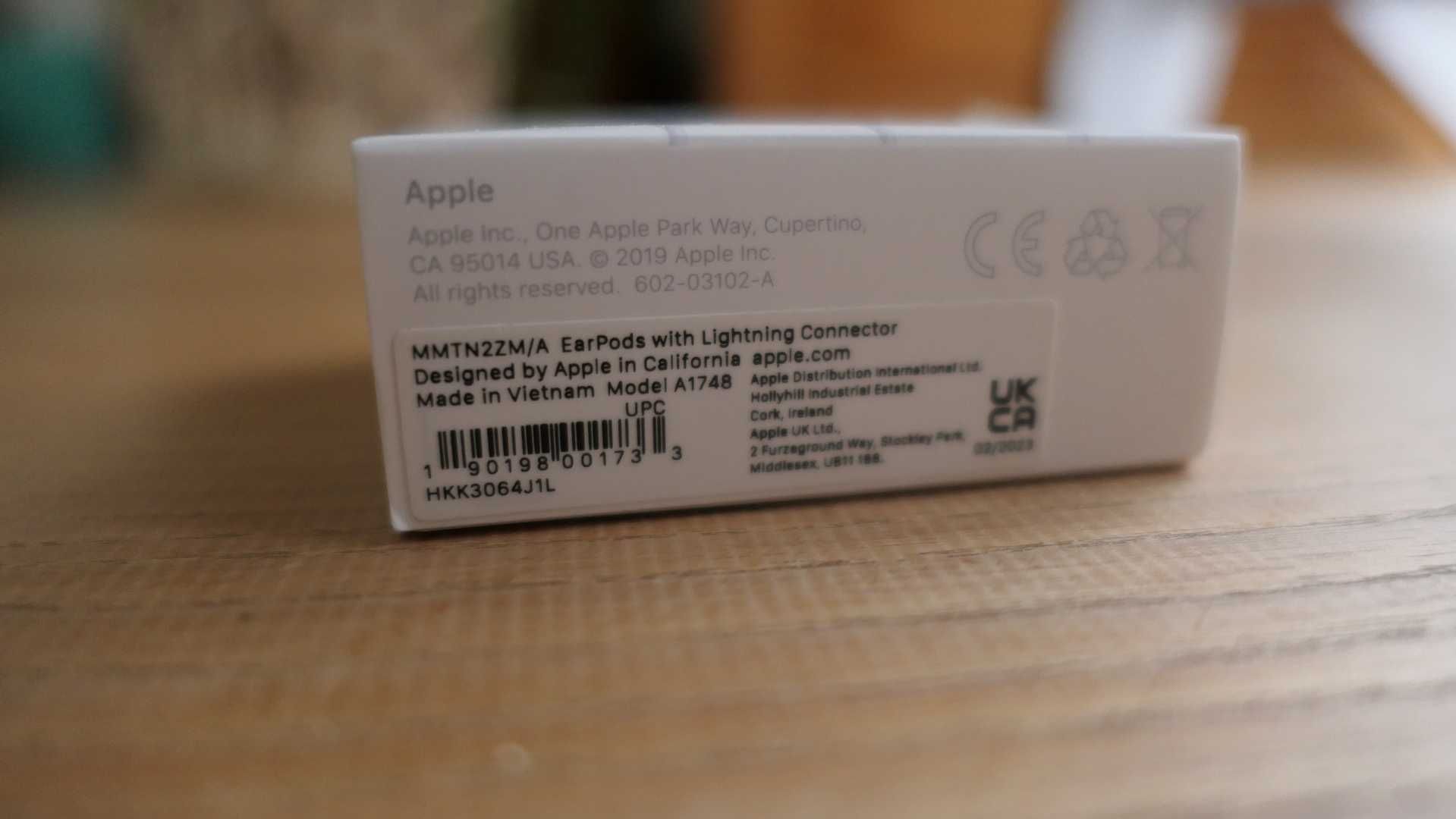 Навушники Apple iPhone EarPods with Mic Lightning (MMTN2ZM/A)  аирподс
