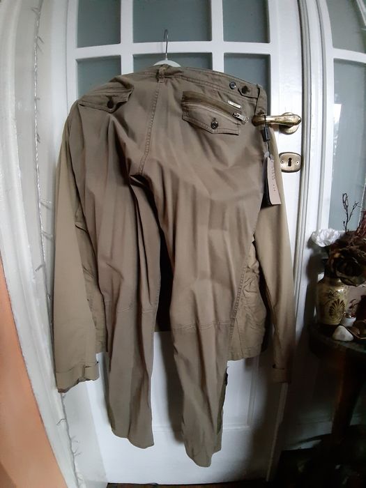 Burberry kurtka spodnie beż 100% oryg nr seryjny piękny prezent
