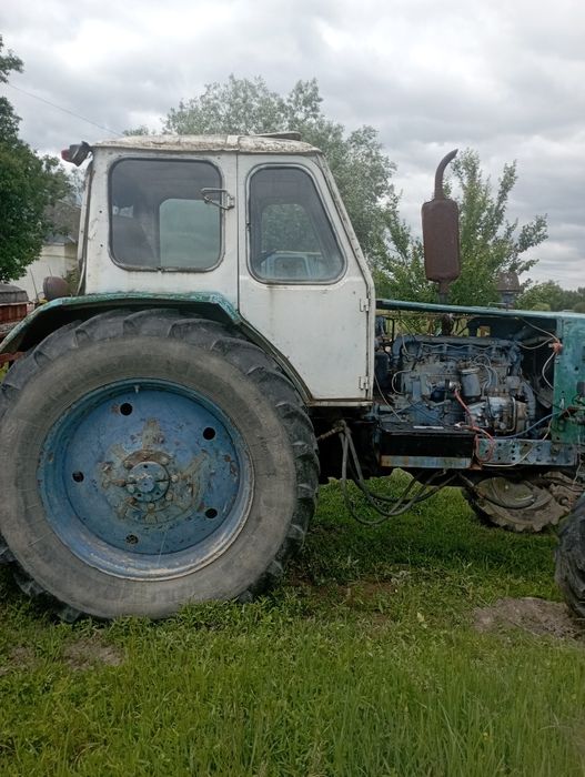 Трактор ЮМЗ 6 находу