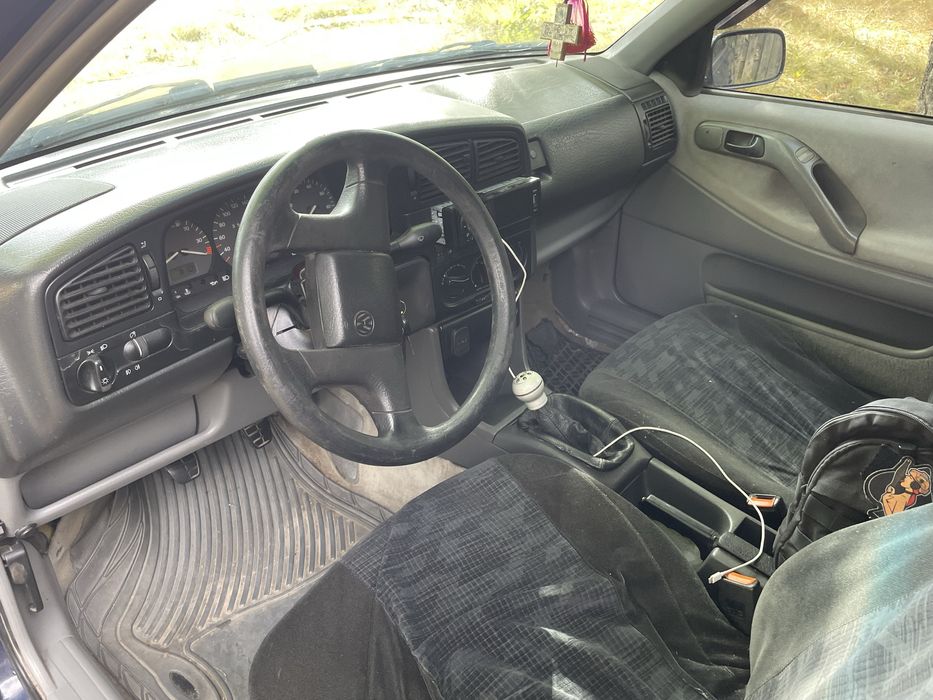Passat b4 1996 року