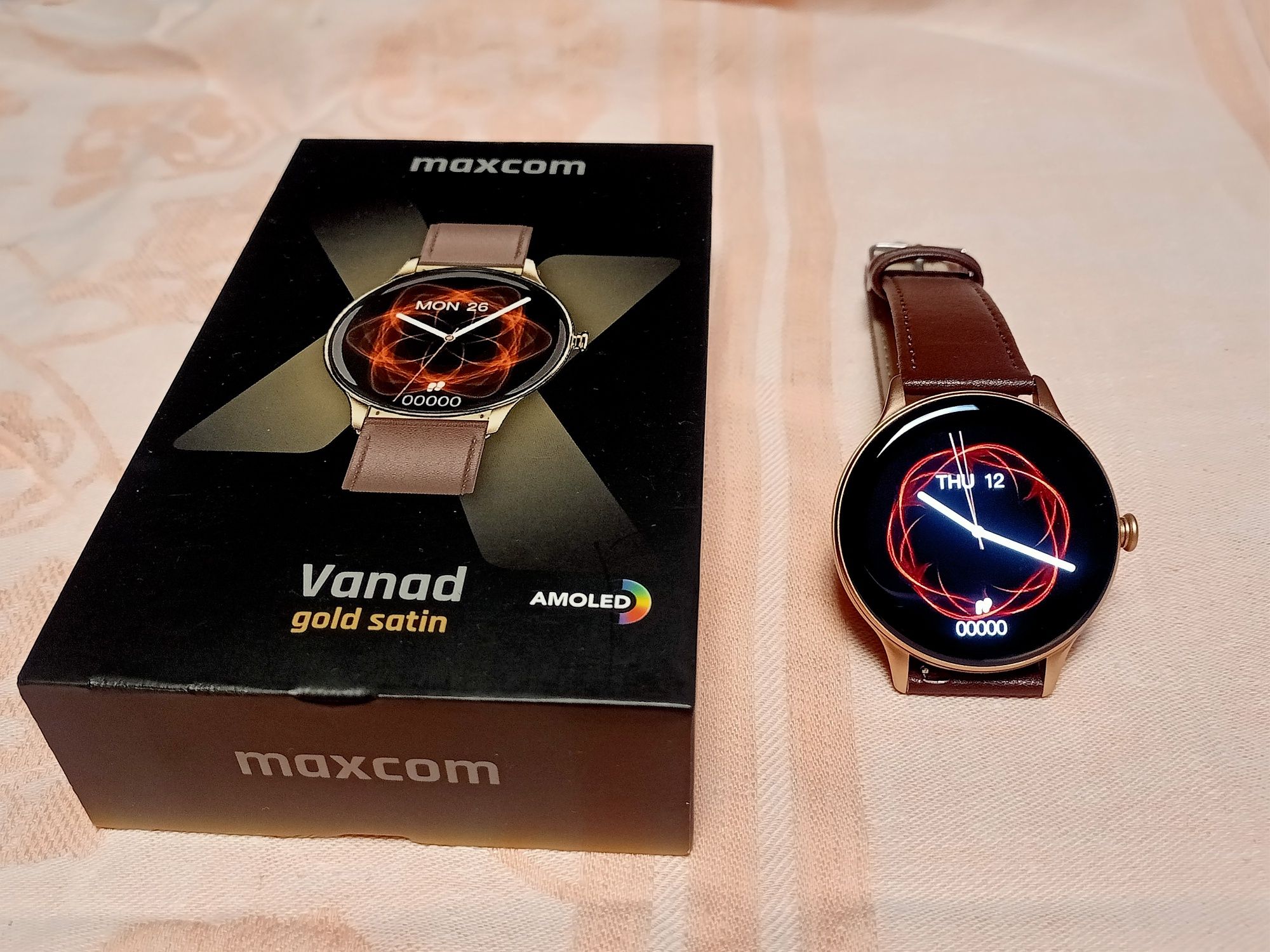 Smartwatch złoty Maxcom Vanad FW48 Amoled