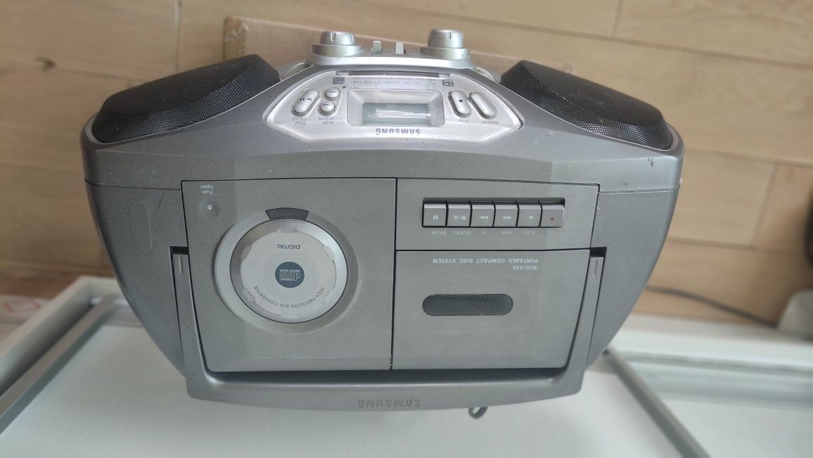 Магнітола Samsung RCD-S30 касетна CD радіо