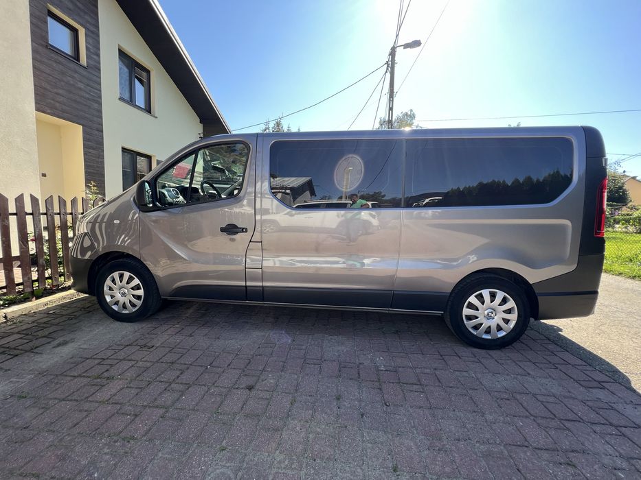 Renault trafic Long campervan 9 os. 1,6 2016 2wlasciciel webasto