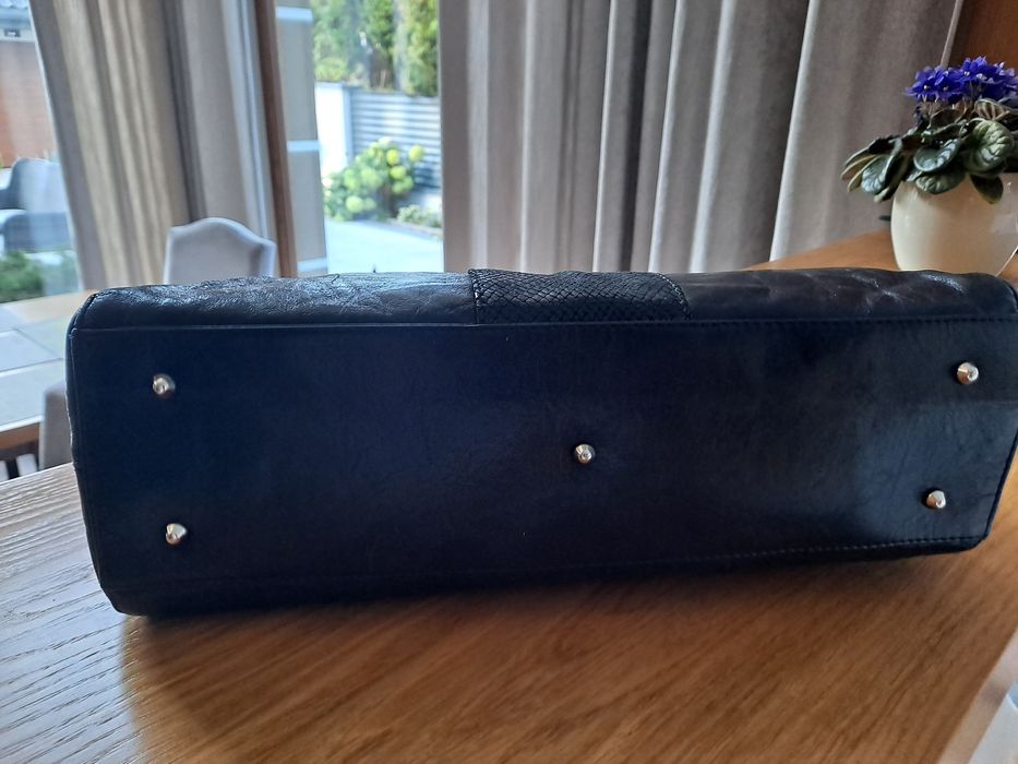 Skórzana torebka aktówka Gino Rossi