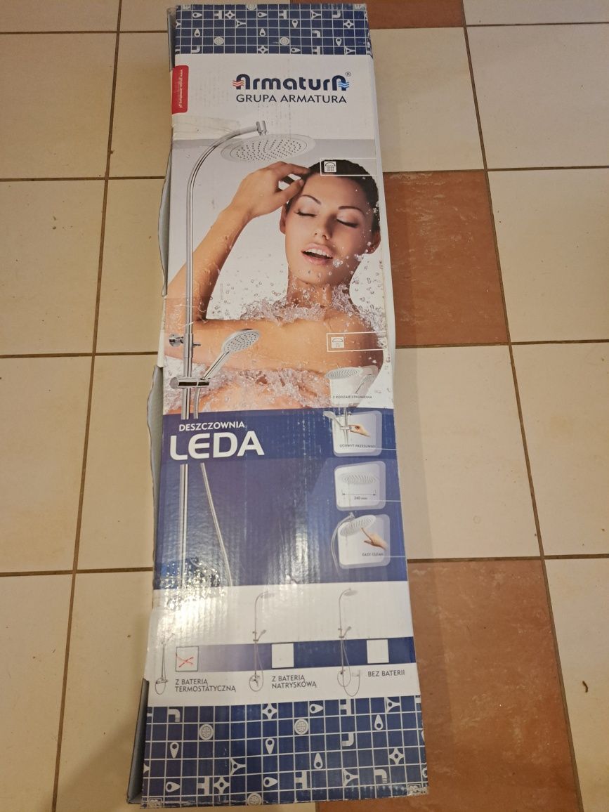 Deszczownia zestaw natryskowy Leda z bateria termostatyczną  Krakowska