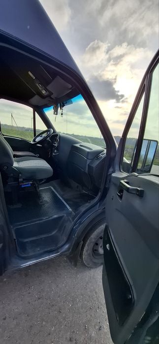 Продам мікроавтобус Iveco daily пасажир