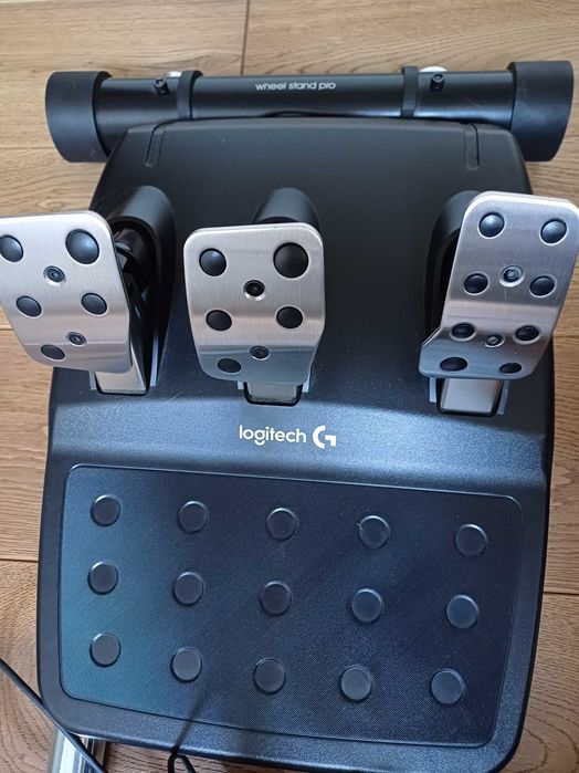 Logitech G29 + Shifter + Stojak – Stan Idealny, Używane 3 Razy