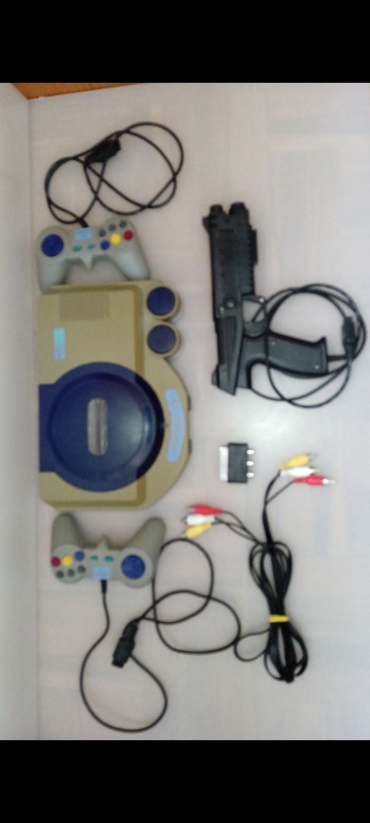 Vintage Console TV BOS 2800 + 2 Comandos + Pistola Lethal Enforcers