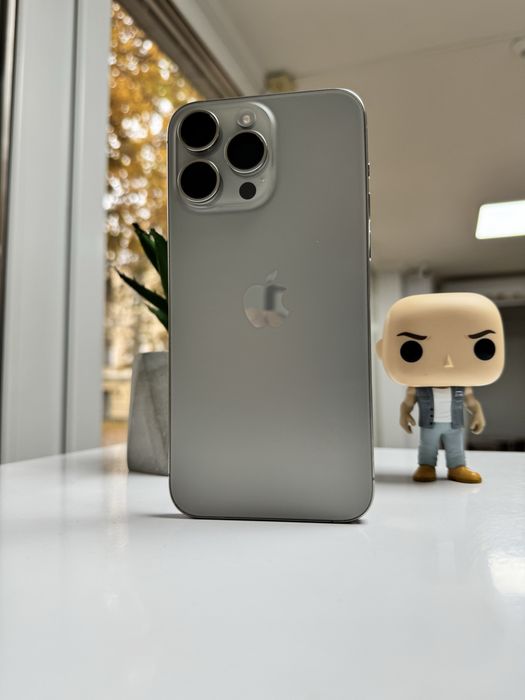 iPhone 15 Pro Max 256 Gb - акб 92%