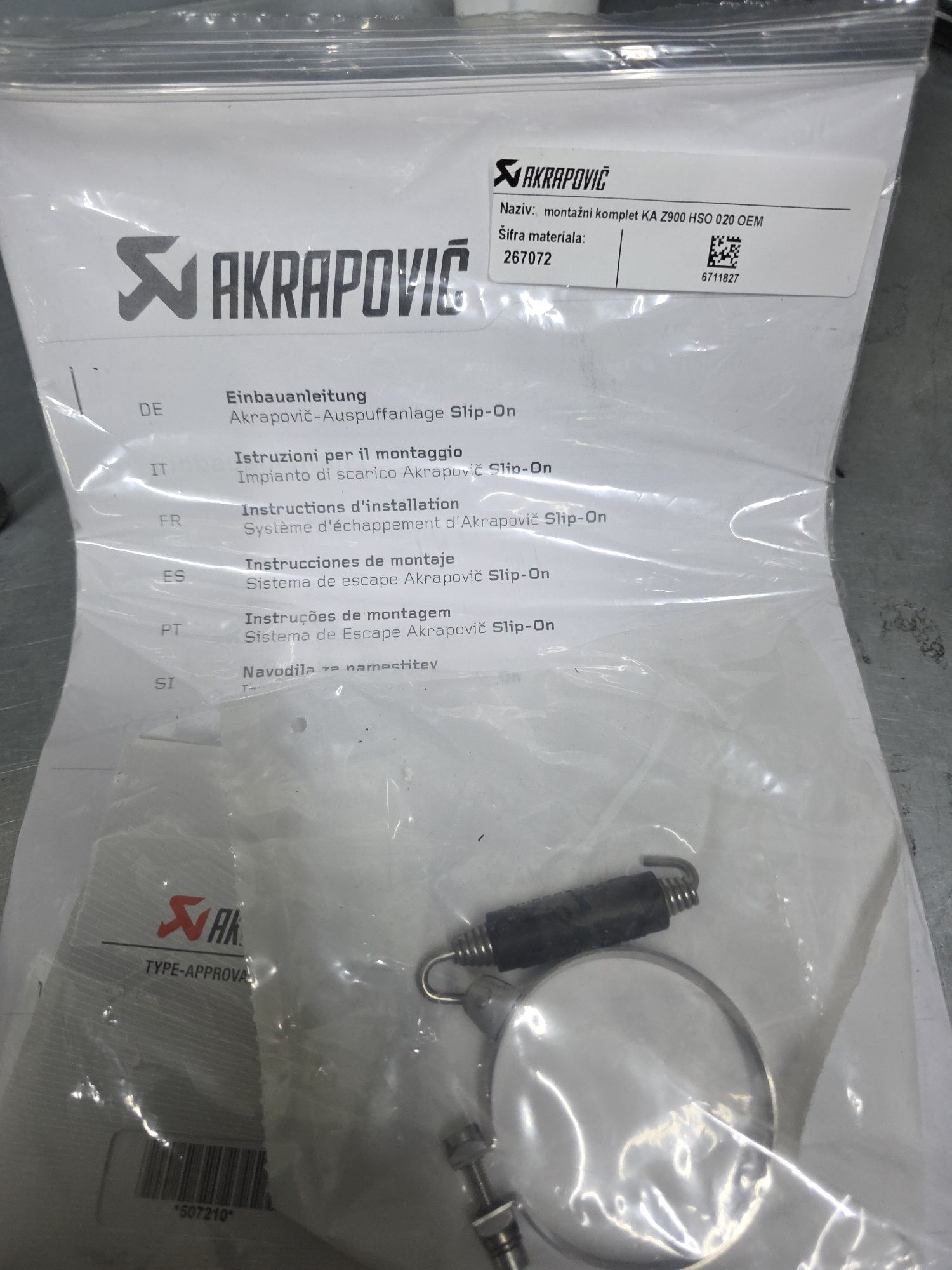 Escape Akrapovic Kawasaki Z900 258exp0101