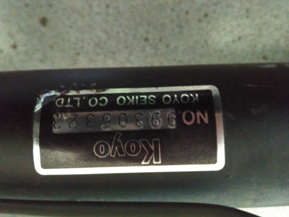 Рулевая рейка на Toyota Yaris , Corolla E 10 , E 110, Carina E, Rav-4