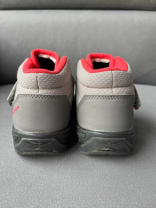 Buty turystyczne na zimę wodoodporne Quechua MH100 r. 33 wkładka 21 cm