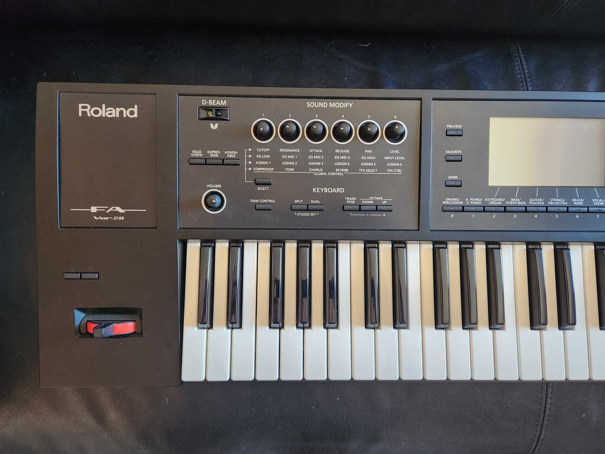 Work station Roland