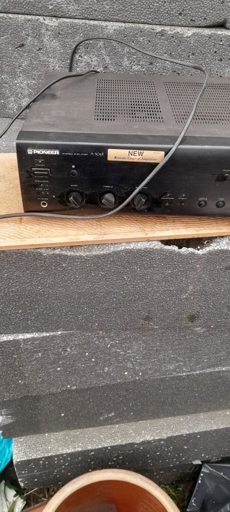Solidny wzmacniacz Pioneer A 304R