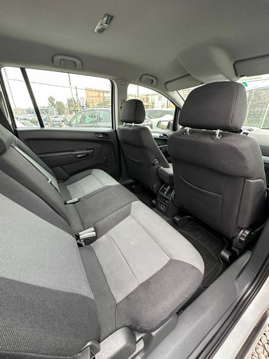 Продам Opel Zafira 2006 рік можлива розстрочка,кредит,обмін!