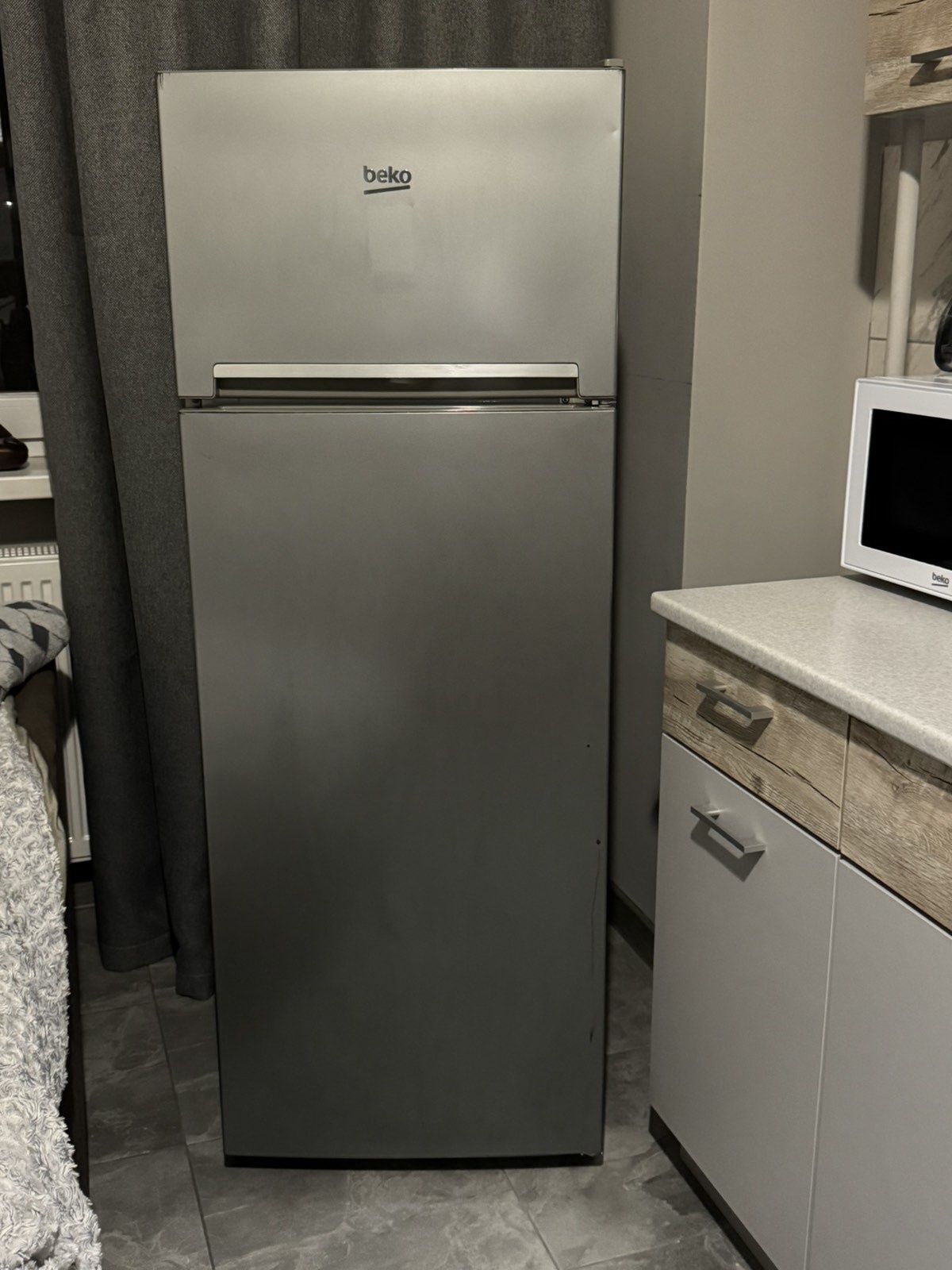 Холодильник Beko RDSA240K20S