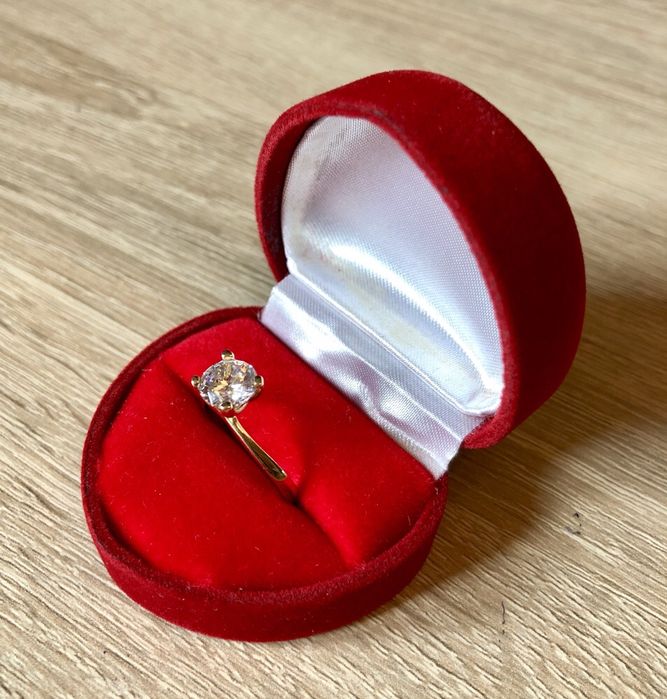 Złoty Pierścionek z Cyrkonią Pr.585 NOWY !!!