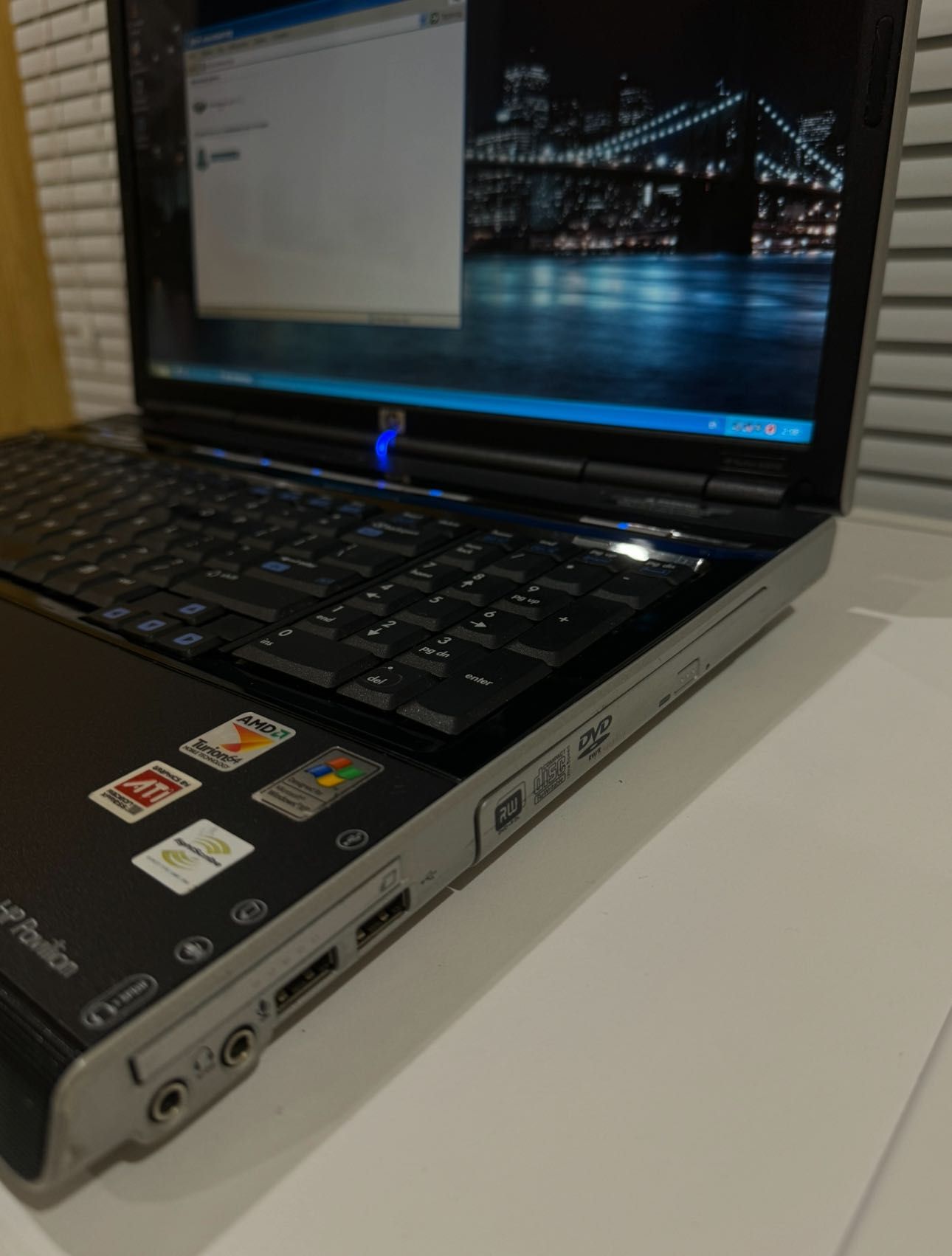 Ноутбук hp dv 8000
