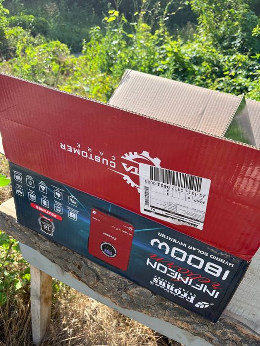 Купити гібридний інвертор Гібридні сонячні інвертори Fronus PV2200 12v