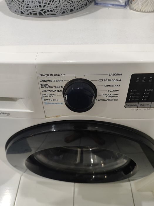 Продається пральна машина Самсунг Екобабл на 6 кг 5 років користування