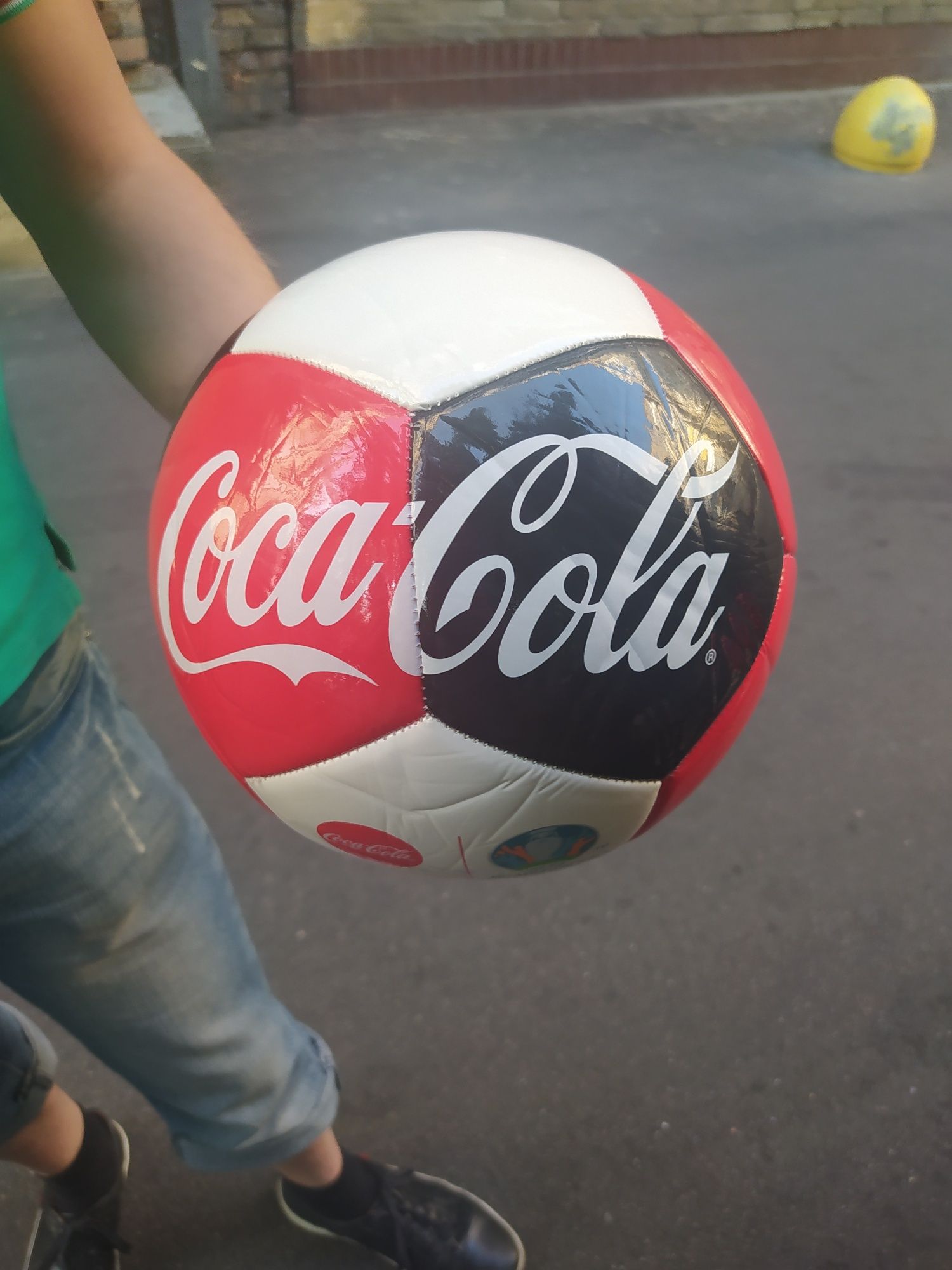 Мяч Кока-Кола Евро 2020