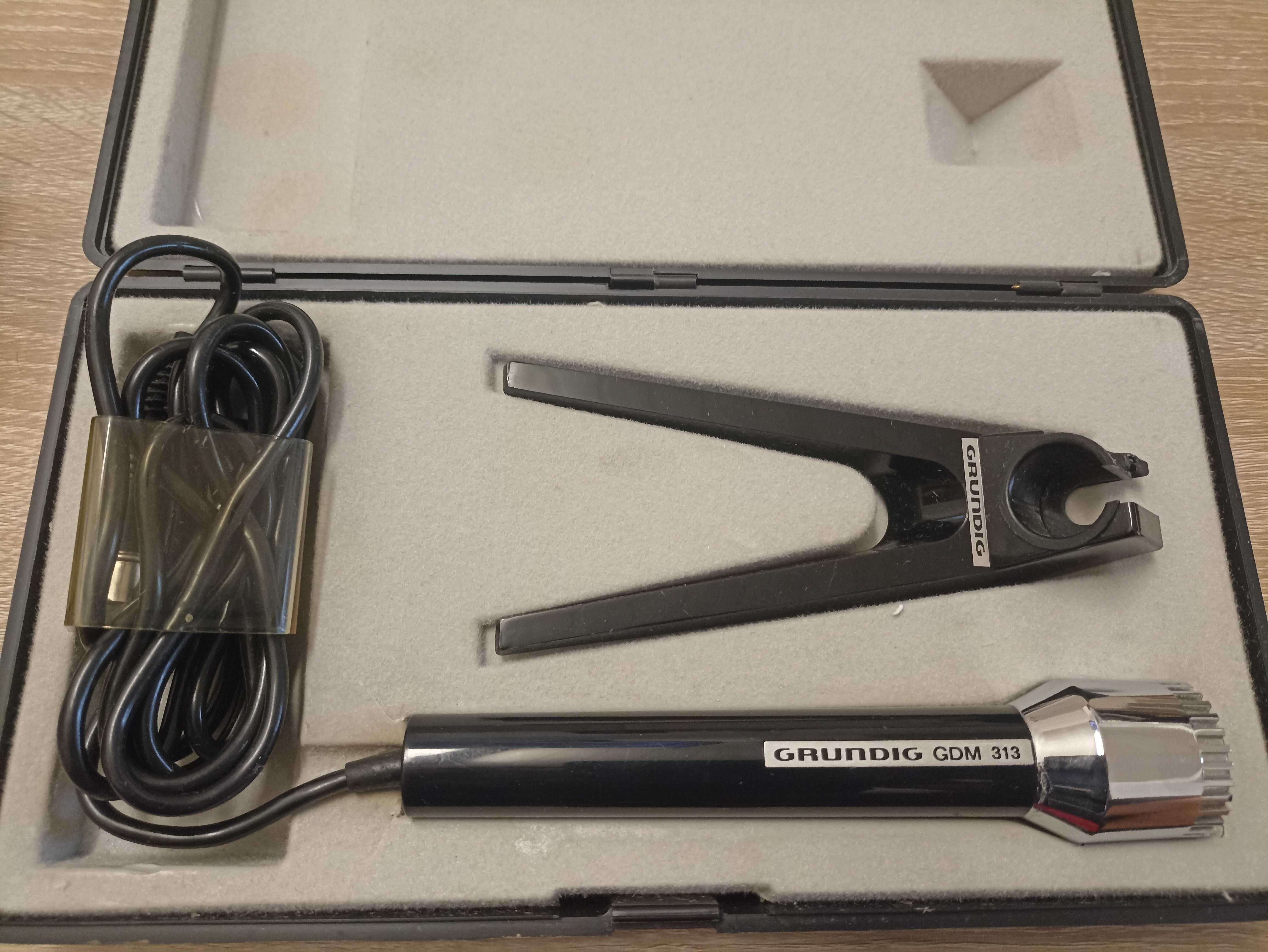 stary mikrofon Grundig GDM 313