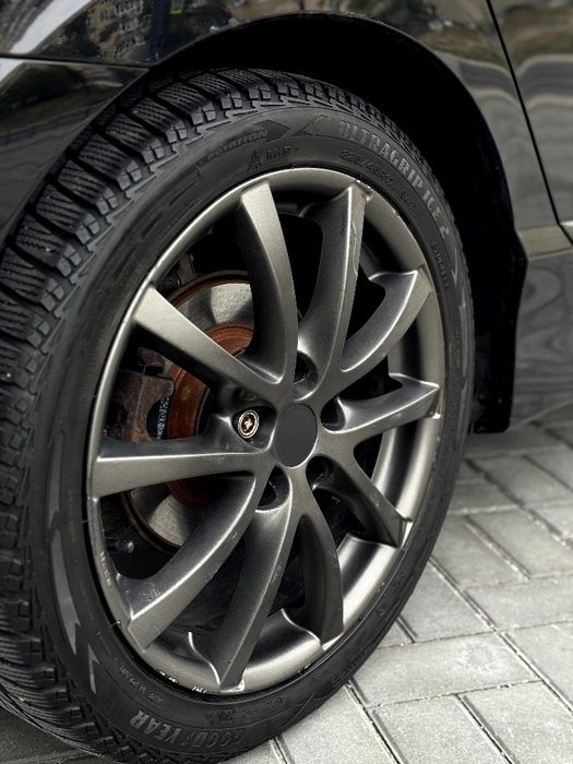 В продаже Honda Civic 2008 года 1.3 гибрид